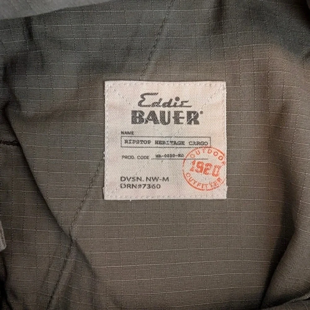 Eddie Bauer labeled 35x30